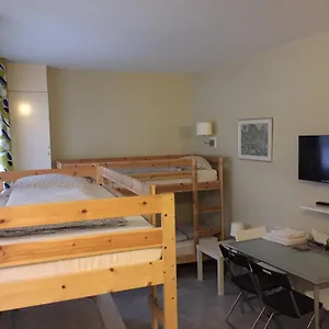 https://hostel-studio.thehaguehotels.net