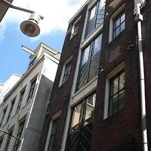 https://old-city-amsterdam-bed-and-breakfast.amsterdamhotelsnl.com